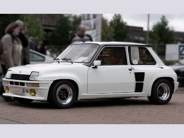 Renault-5-Turbo-II-a18845710 (640x480).jpg