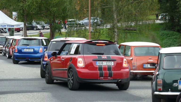 Na startu Rallye 2012.JPG