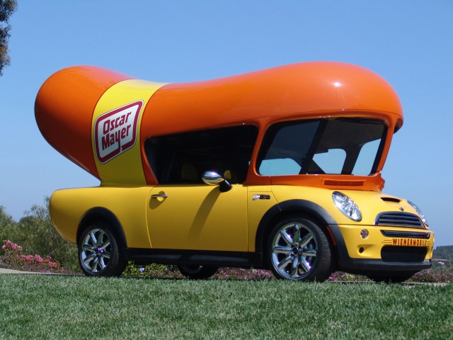 wienermobile9_jpg_667x667_q100.jpg