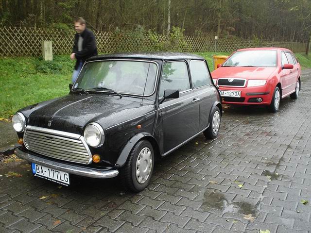 Môj Mini z Nemecka čierny 001.jpg