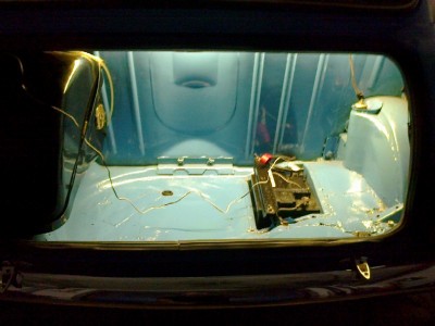 osvetlenie kufra.jpg (94.18 KiB) Zobrazeno 9968 krát osvetlenie kufra.jpg