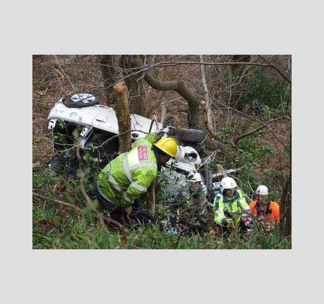 TH0_273200913RT%20BMW%20woman%20rescue.jpg